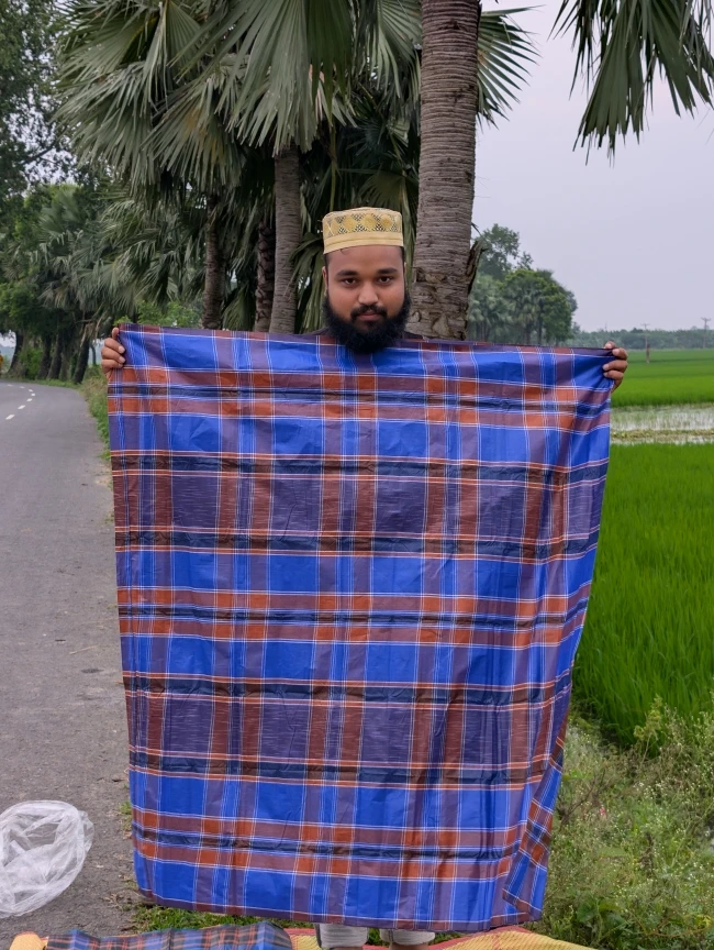৩ পিস লুঙ্গি মাত্র  ৯৯৯ টাকা, সারা বাংলাদেশে ডেলিভারি চার্জ মাত্র ৭০ টাকা